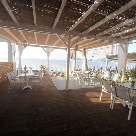 Casa Del Mar Nocleg ze śniadaniem 3*
